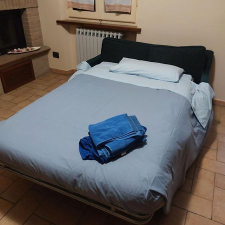 Montemartano Apartment Spoleto Bagian luar foto