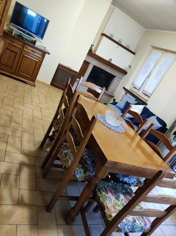 Montemartano Apartment Spoleto Bagian luar foto